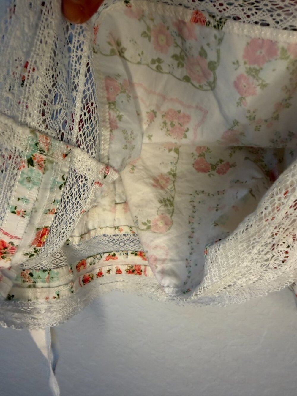 Free People Blooming Lace Shorts- 14- White/Pink/Boho- MSRP $148 - Picture 10 of 14